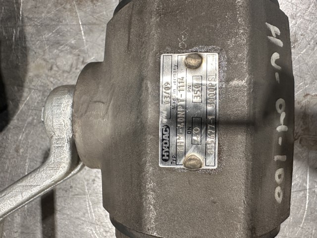 [HV-04-104] Valve, Ball Hydac 1 1/2" Threaded x 5000#